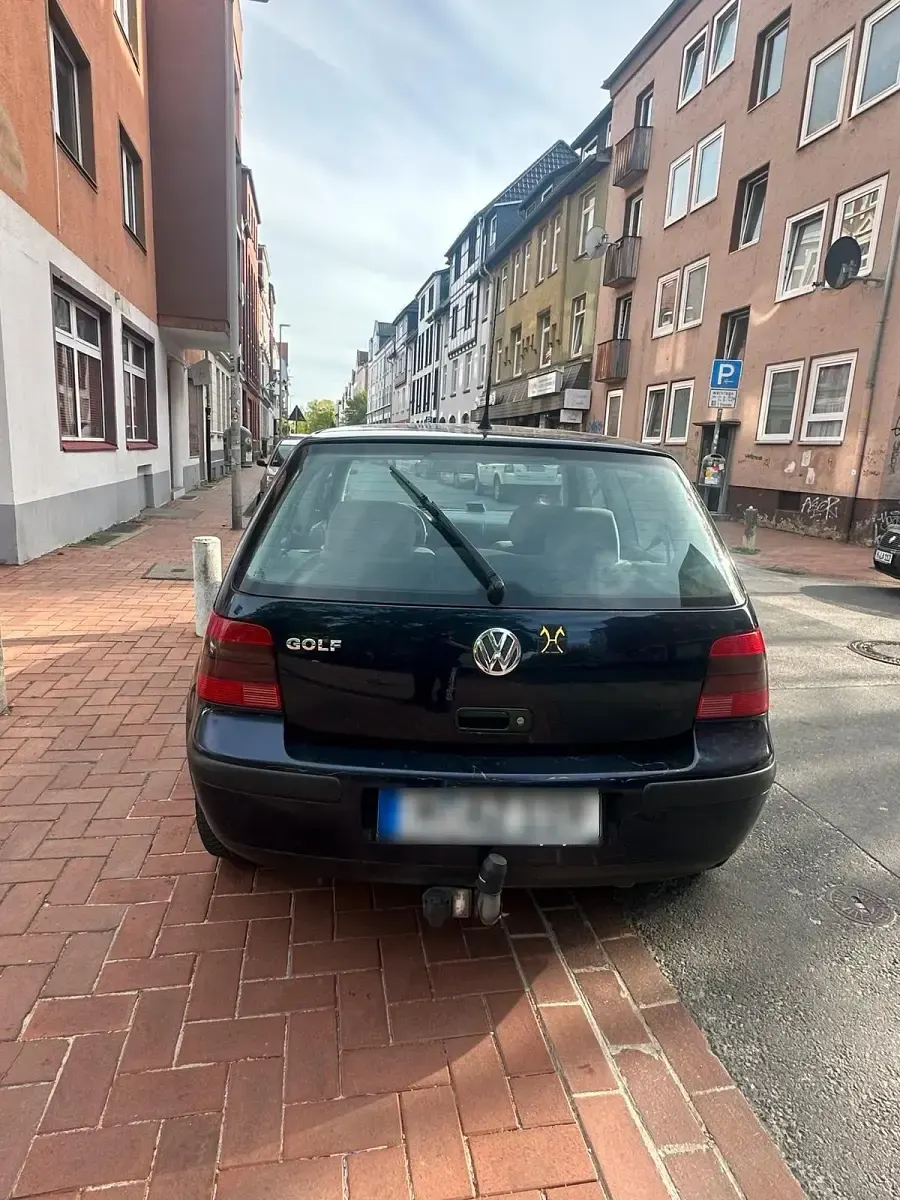 Gebraucht VW Golf 104 PS (76 kW) 1998 Blau Coupé
