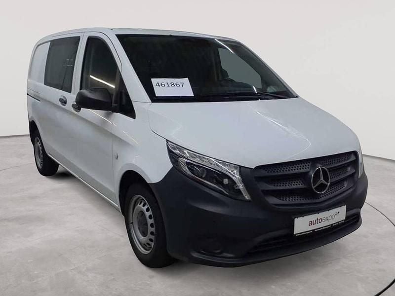 Arktisweiß Gebraucht 2020 Mercedes Vito Van / Kleinbus | 21.990 € (Superpreis) - Bild 1/4
