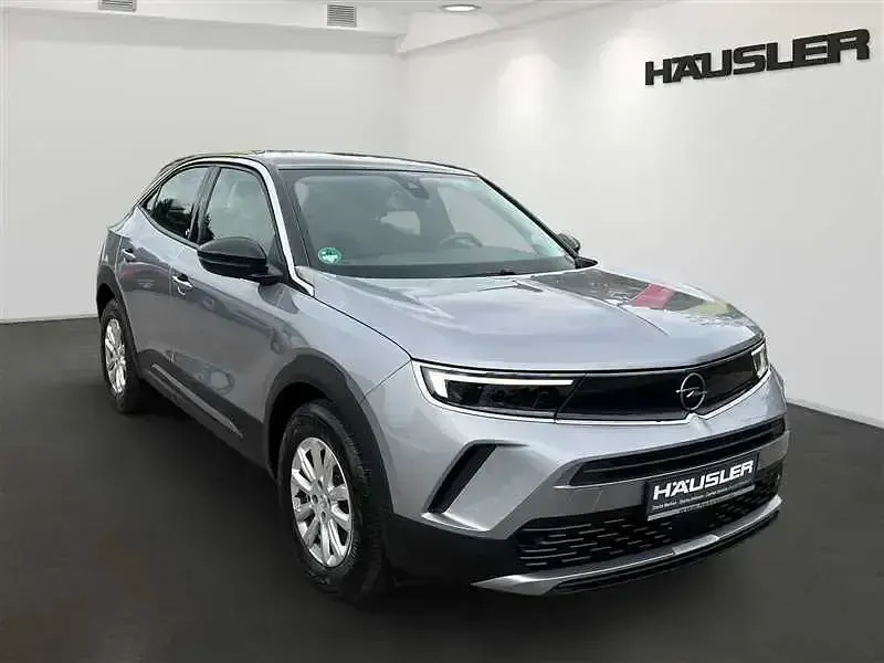 Używany Opel Mokka-e 100 kW (136 KM) 2021 Srebrny SUV