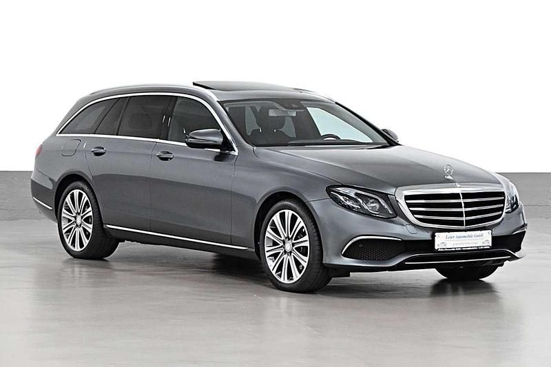Grau Gebraucht 2018 Mercedes E350 Exclusive Kombi | 26.990 € (Fairer Preis) - Bild 1/4