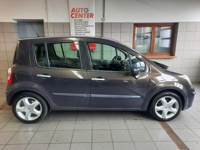 Gebraucht Renault Modus 88 PS (64 kW) 2006 Braun Van / Kleinbus