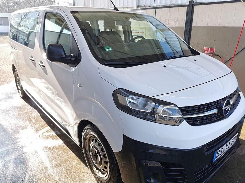 Gebraucht Opel Vivaro 120 PS (88 kW) 2020 Weiß Van / Kleinbus
