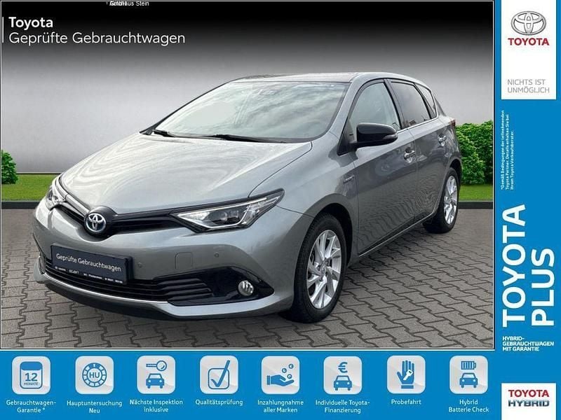 Gebraucht Toyota Auris Hybrid Style 136 PS (100 kW) 2018 Titansilber mica metallic, dac Limousine