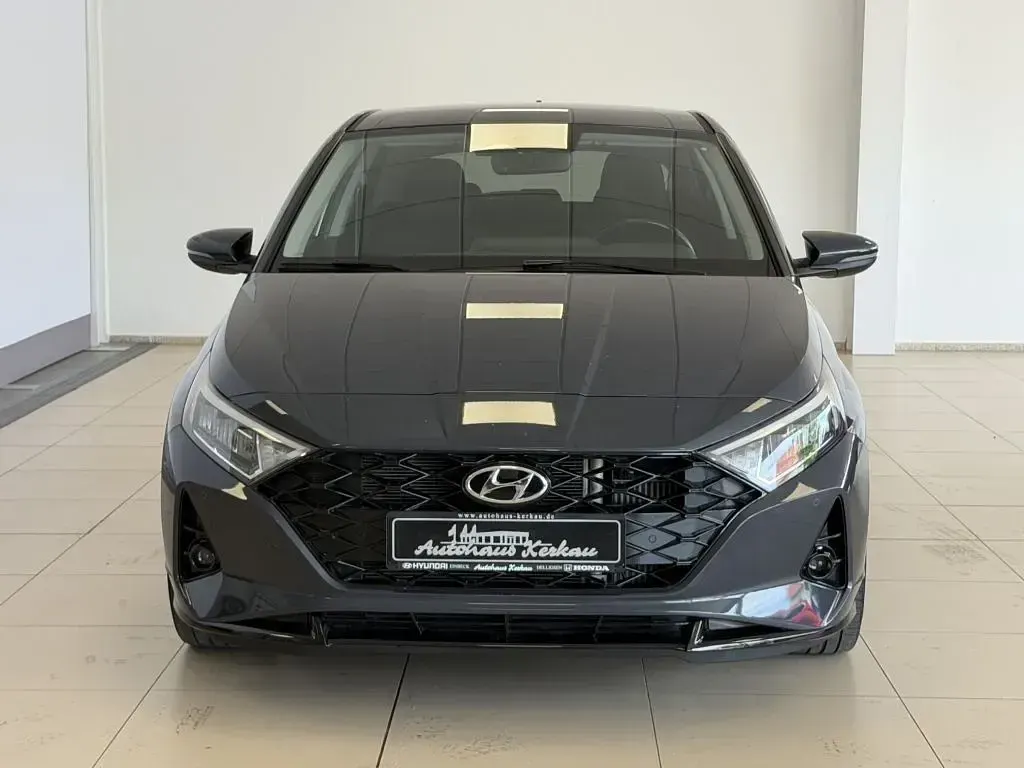 Gebraucht Hyundai i20 Prime 120 PS (88 kW) 2022 Grau Kleinwagen