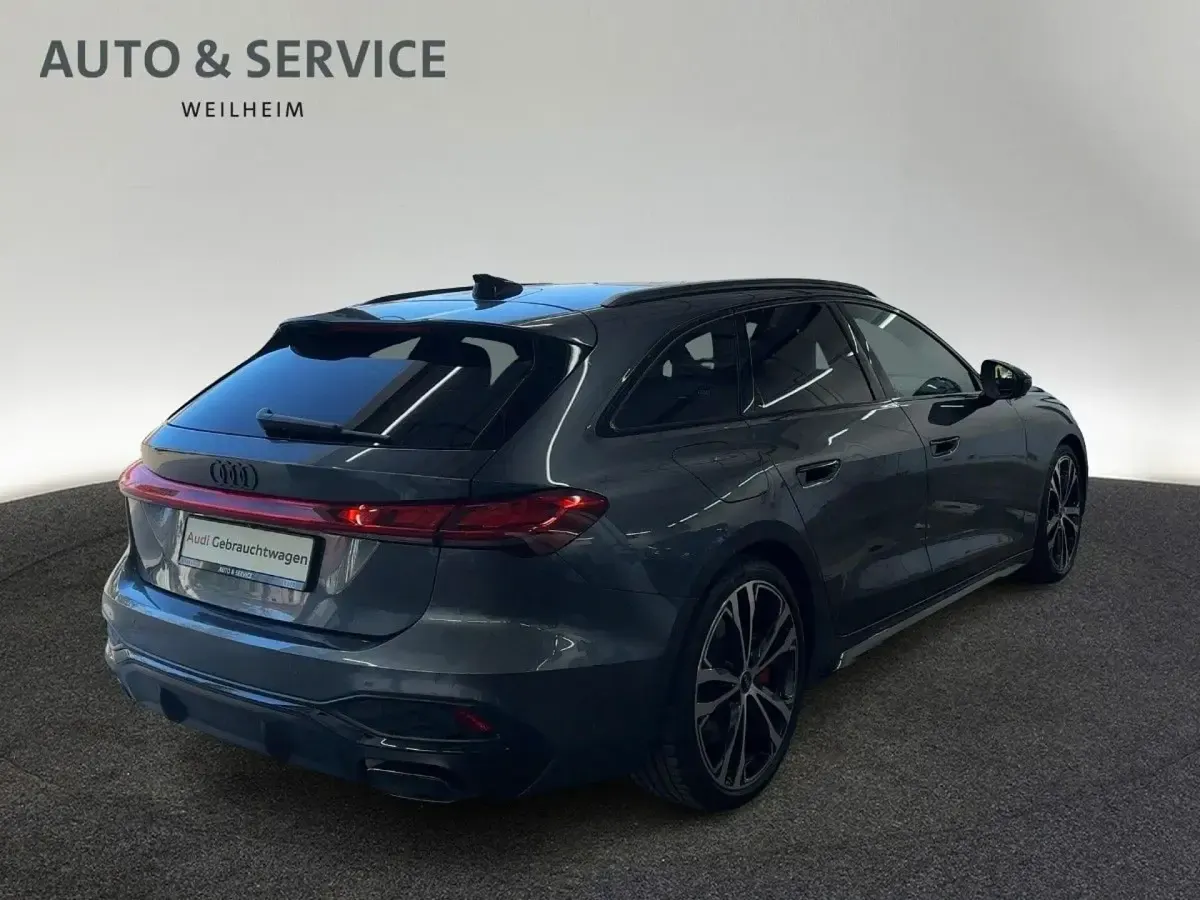 Gebraucht Audi A5 Ambiente 367 PS (269 kW) 2025 Daytonagrau perleffekt Kombi