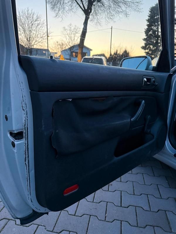 Gebraucht VW Golf IV 75 PS (55 kW) 2001 Silber Kleinwagen