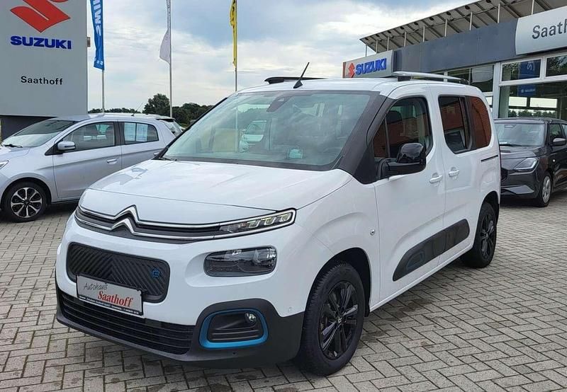 Weiß Gebraucht 2023 Citroën e-Berlingo Shine Van / Kleinbus | 22.990 € (Fairer Preis) - Bild 1/4