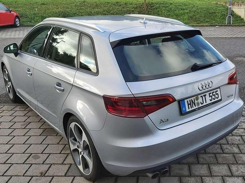 Gebraucht Audi A3 Ambiente 125 PS (91 kW) 2014 Silber Kombi