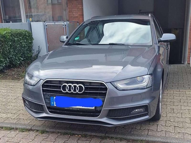 Gebraucht Audi A4 S-Line 211 PS (155 kW) 2013 Grau Kombi