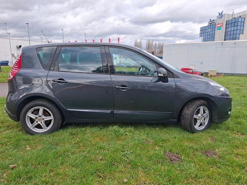 Gebraucht Renault Scénic III Expression 110 PS (80 kW) 2011 Grau Van / Kleinbus