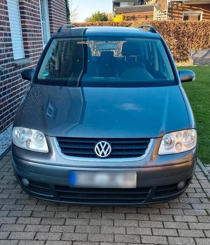 Gebraucht VW Touran 105 PS (77 kW) 2004 Grau Van / Kleinbus