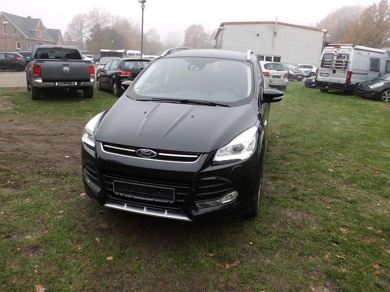 Gebraucht Ford Kuga Individual 182 PS (133 kW) 2014 Schwarz SUV