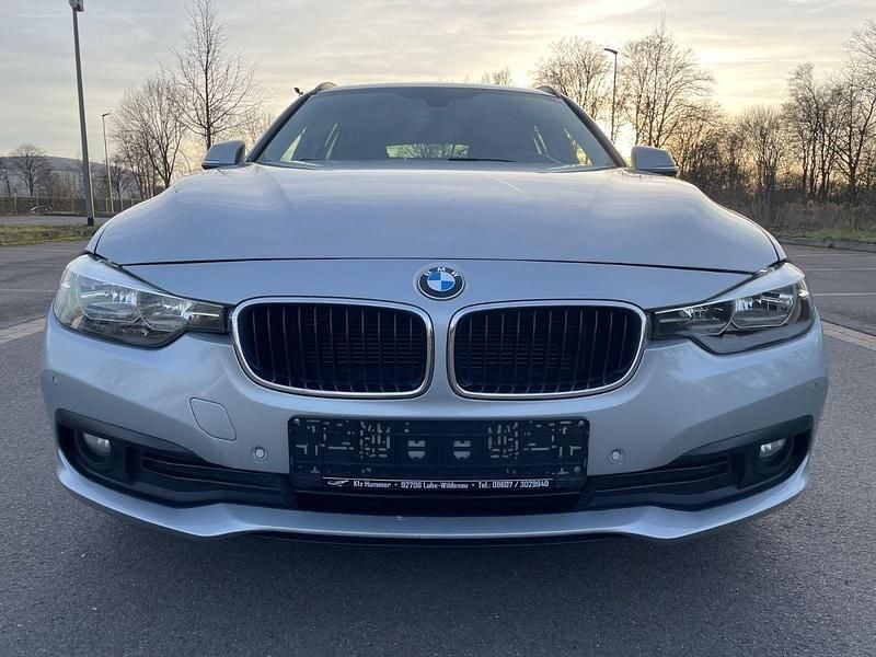 Gebraucht BMW 320 Performance 190 PS (139 kW) 2017 Silber Kombi