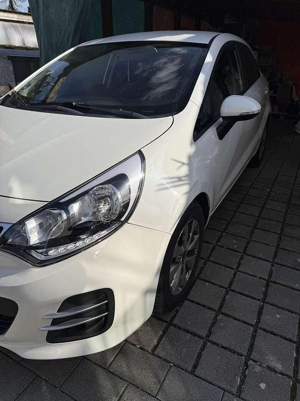 Gebraucht Kia Rio Edition 7 109 PS (80 kW) 2016 Kleinwagen