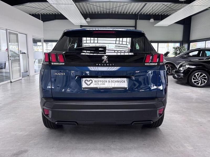 Gebraucht Peugeot 3008 Active 131 PS (96 kW) 2023 Blau (metallic) SUV