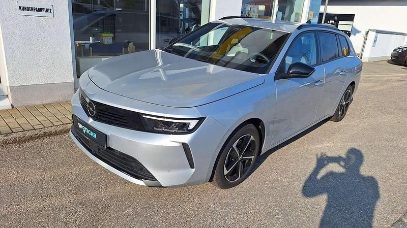 Gebraucht Opel Astra Edition 110 PS (80 kW) 2024 Silber Kombi