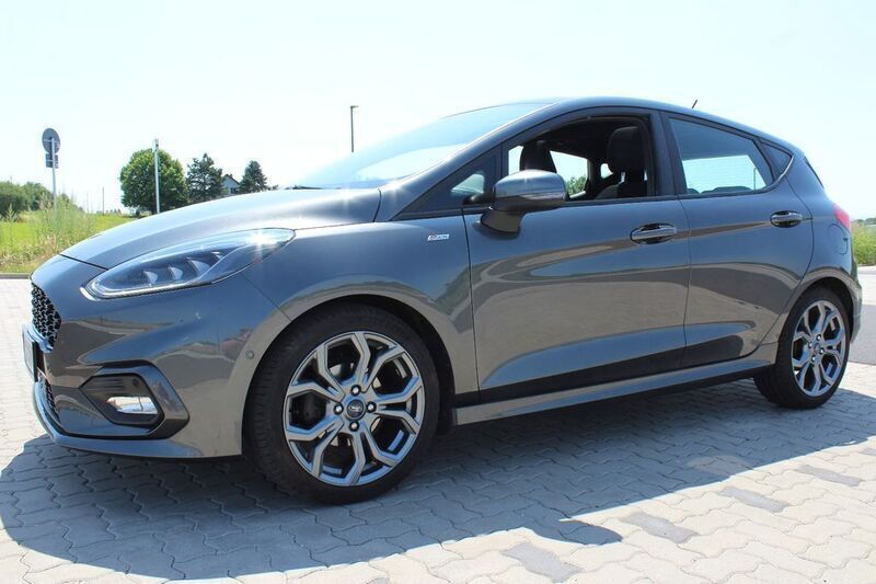 Grau Gebraucht 2020 Ford Fiesta ST-Line X Kleinwagen | 13.250 € (Guter Preis) - Bild 1/4