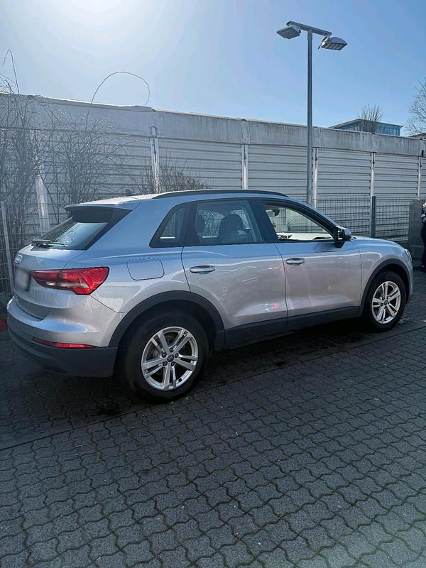 Gebraucht Audi Q3 Advanced 150 PS (110 kW) 2020 Grau SUV
