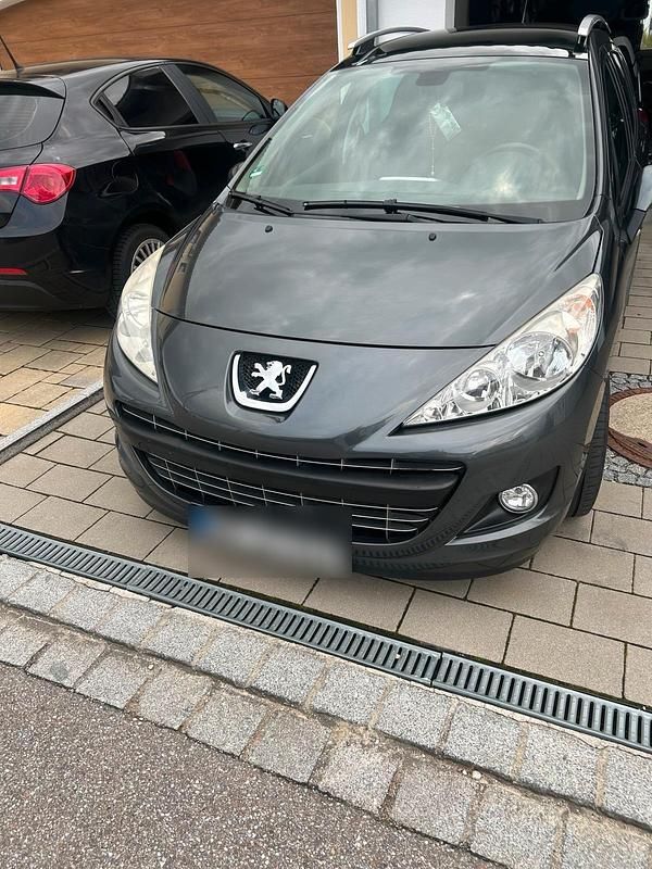 Grau Gebraucht 2013 Peugeot 207 Kombi | 3.450 € (Fairer Preis) - Bild 1/4