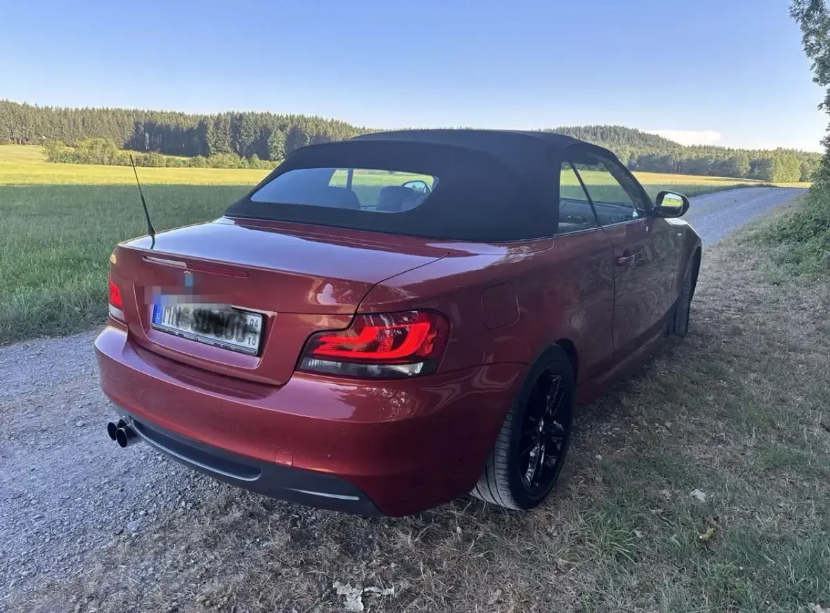 Gebraucht BMW 120 Cabriolet M Sport 170 PS (125 kW) 2010 Rot Cabrio