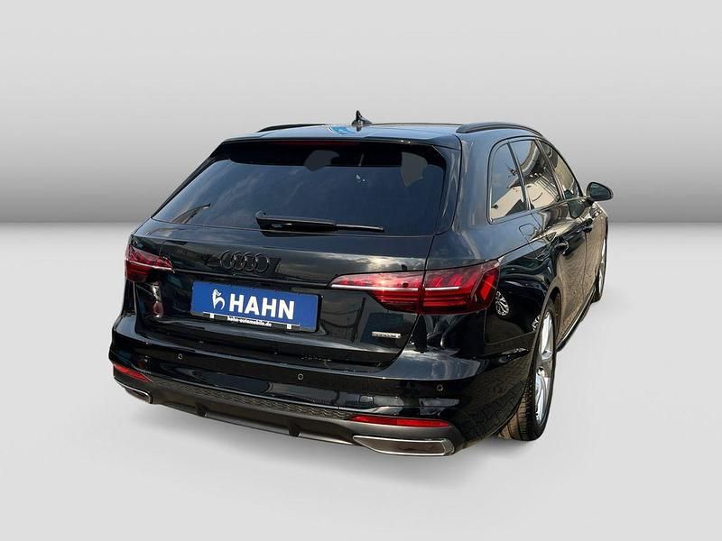 Gebraucht Audi A4 S-Line 204 PS (150 kW) 2024 Schwarz Kombi
