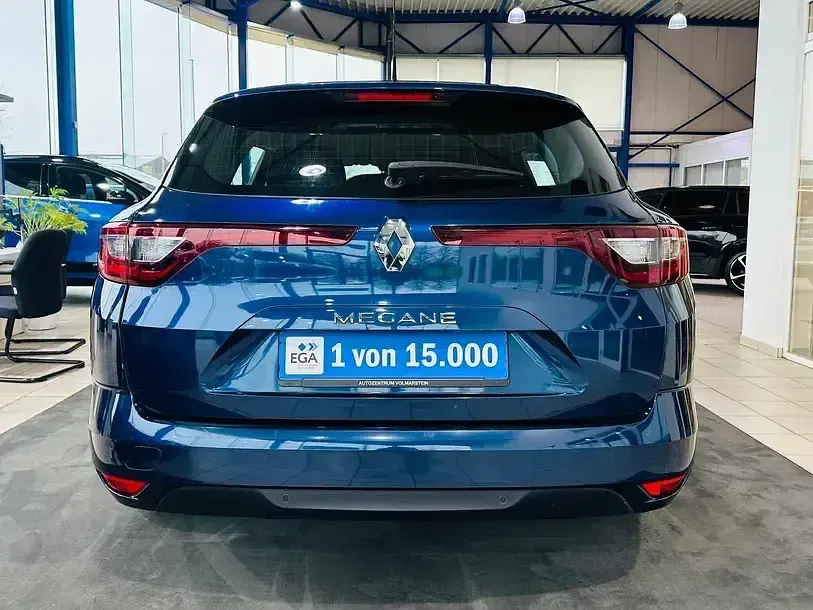 Gebraucht Renault Mégane IV Business 116 PS (85 kW) 2020 Blau Limousine