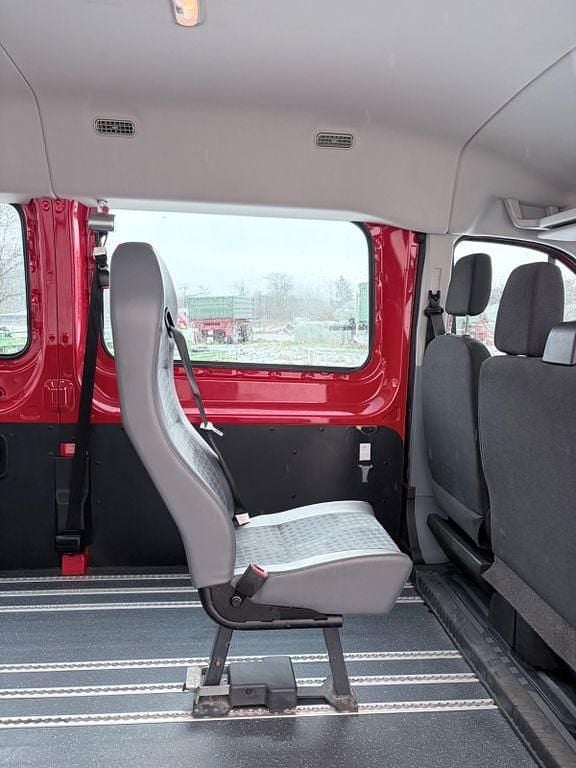 Gebraucht Ford Transit Trend 105 PS (77 kW) 2017 Rot Kombi