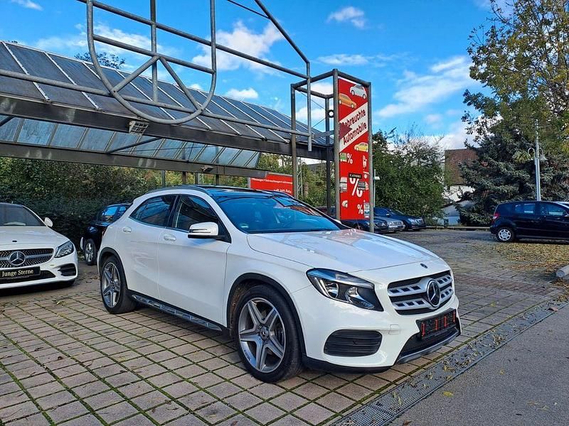 Gebraucht Mercedes GLA220 AMG line 170 PS (125 kW) 2018 Weiß SUV
