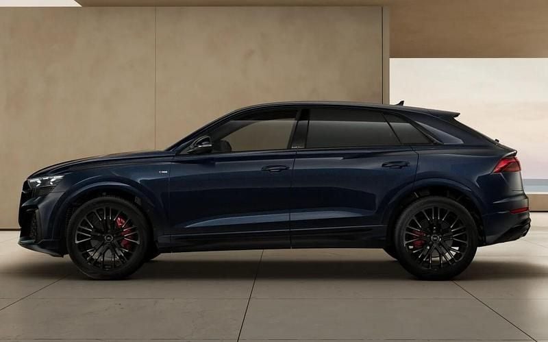 Neu Audi Q8 Design 286 PS (210 kW) 2025 Waitomoblau metallic SUV