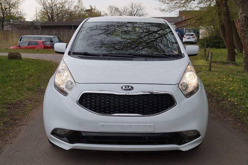Gebraucht Kia Venga 90 PS (66 kW) 2018 Weiß Kleinwagen