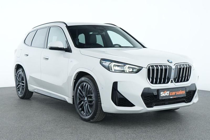 Weiß Gebraucht 2023 BMW X1 M Sport SUV | 39.880 € (Fairer Preis) - Bild 1/4