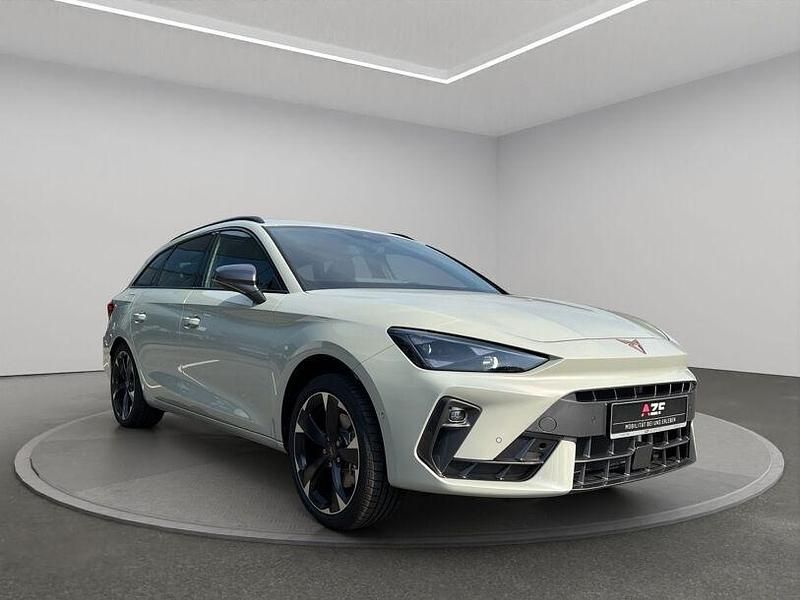Usata Cupra Leon 150 CV (110 kW) 2025 Grigio Station wagon