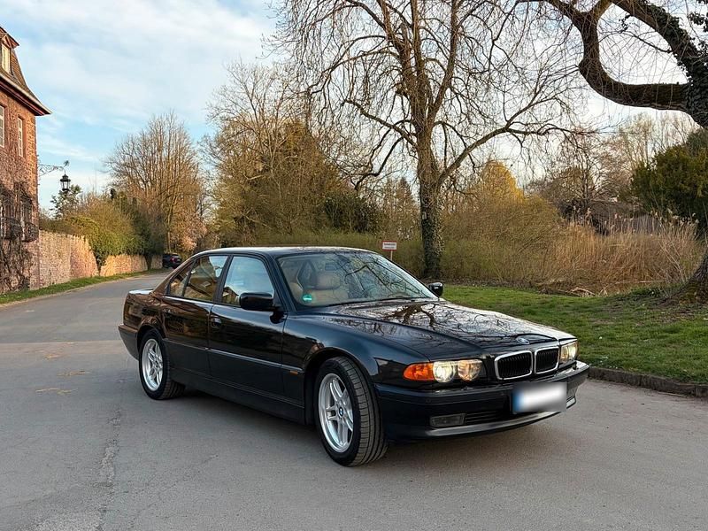 Gebraucht BMW 740 286 PS (210 kW) 2000 Schwarz Limousine