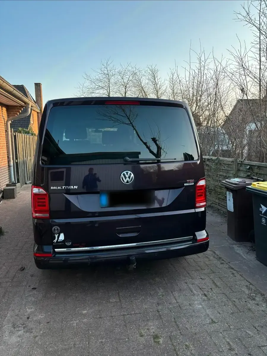 Używany VW T6 Highline 204 KM (150 kW) 2015 Purpurowy Van