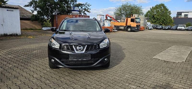 Schwarz Gebraucht 2013 Nissan Qashqai Visia SUV | 6.900 € (Fairer Preis) - Bild 1/4