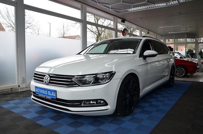 Gebraucht VW Passat 150 PS (110 kW) 2019 Weiß Kombi