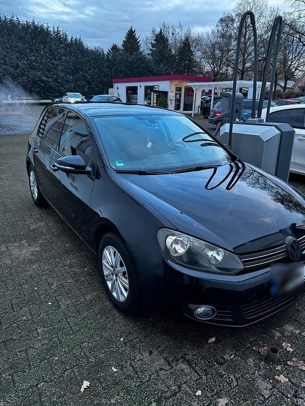 Gebraucht VW Golf VII 102 PS (75 kW) 2012 Schwarz Kleinwagen