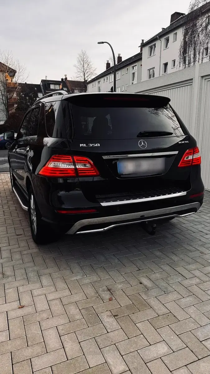 Gebraucht Mercedes ML350 258 PS (189 kW) 2014 Schwarz SUV