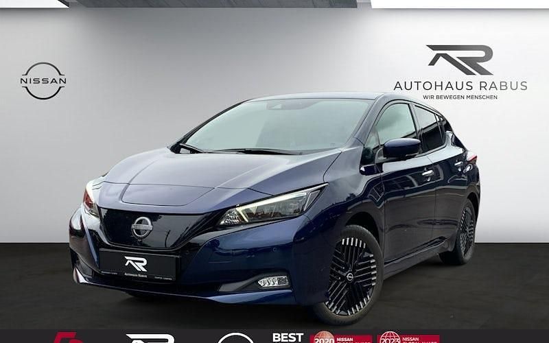 Andere farbe Gebraucht 2024 Nissan Leaf Tekna Kleinwagen | 28.990 € - Bild 1/4