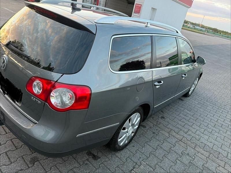 Usata VW Passat 140 CV (102 kW) 2008 Grigio Station wagon