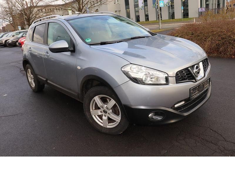 Grau Gebraucht 2011 Nissan Qashqai SUV | 4.990 € (Guter Preis) - Bild 1/4