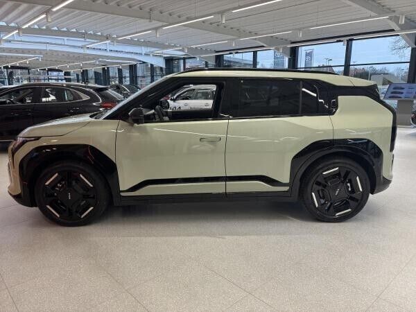 Grün (weitere farben auf anfrage) Neu 2025 Kia EV3 4 SUV | 35.990 € (Fairer Preis) - Bild 1/2