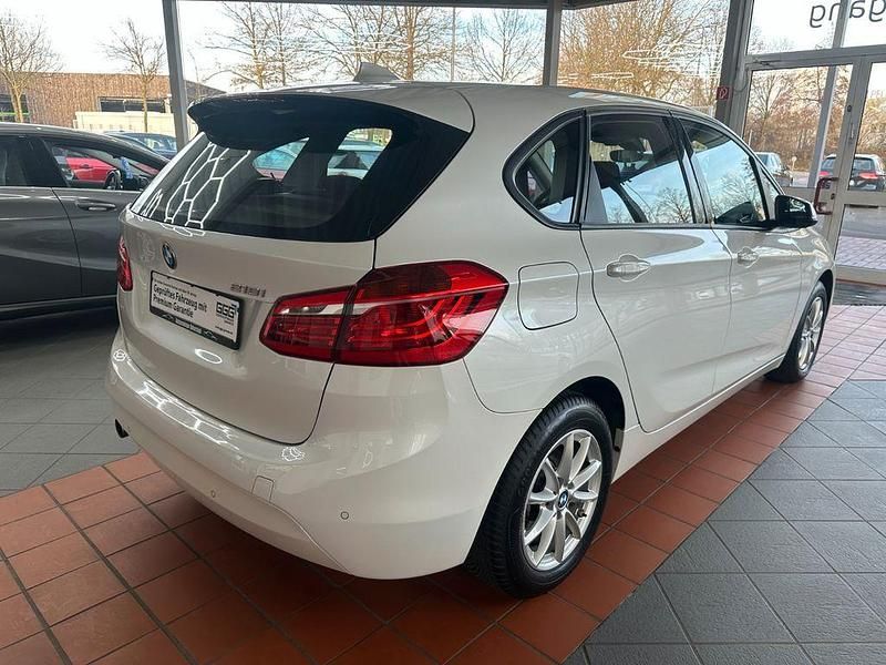Gebraucht BMW 218 Performance 136 PS (100 kW) 2017 Weiß Kombi