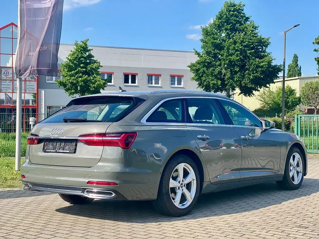 Gebraucht Audi A6 Design 204 PS (150 kW) 2022 Grau Kombi