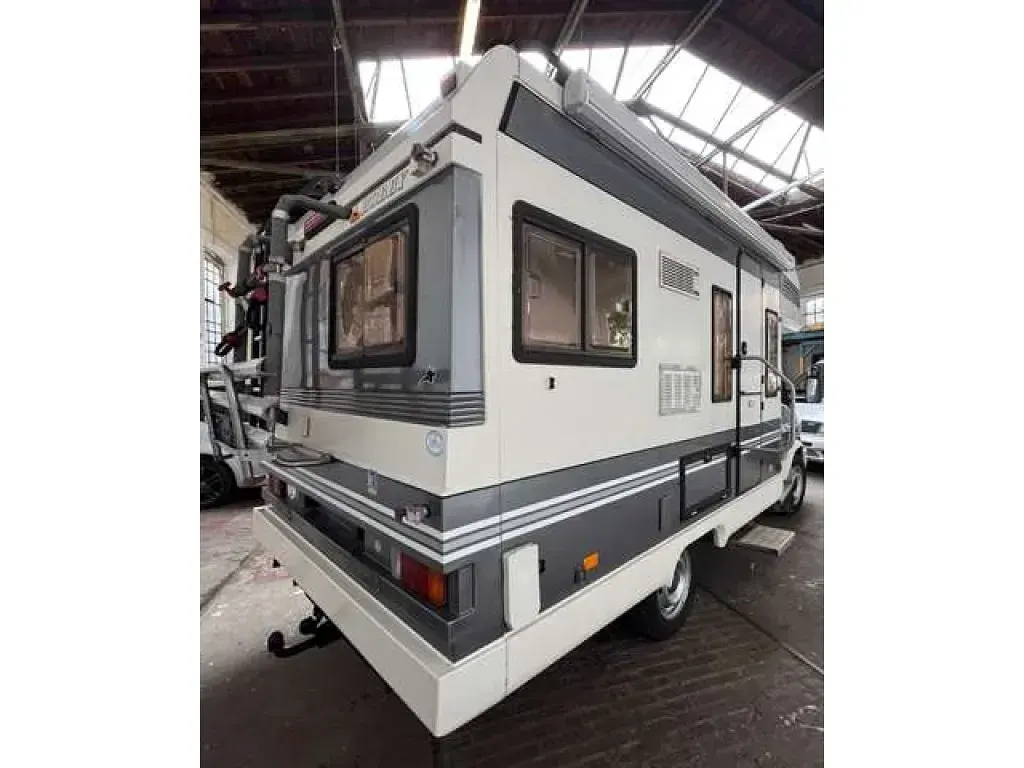 Gebraucht Peugeot J5 95 PS (69 kW) 1993 Weiß Kleinwagen