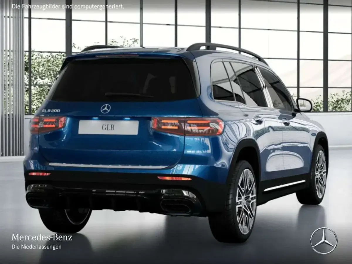 Gebraucht Mercedes GLB200 AMG 163 PS (119 kW) 2025 Weiß SUV