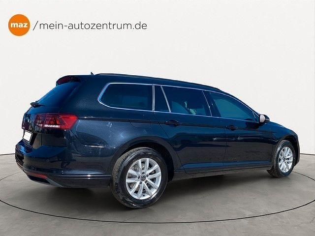 Gebraucht VW Passat Business 150 PS (110 kW) 2022 Schwarz Kombi