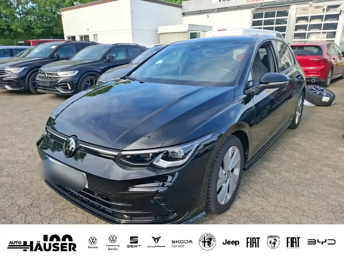 Gebraucht VW Golf VIII R-line 150 PS (110 kW) 2024 Limousine