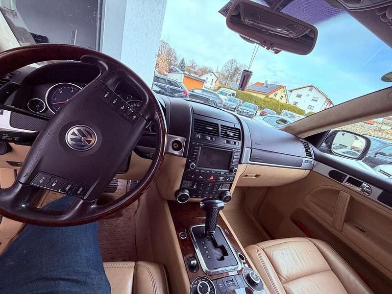 Gebraucht VW Touareg 313 PS (230 kW) 2004 Schwarz SUV