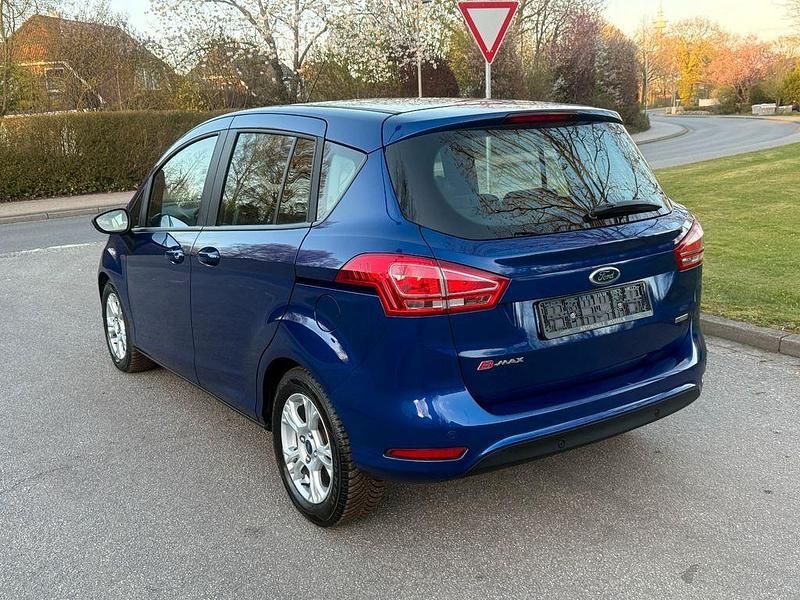 Usata Ford B-MAX SYNC Edition 101 CV (74 kW) 2017 Blu Monovolume